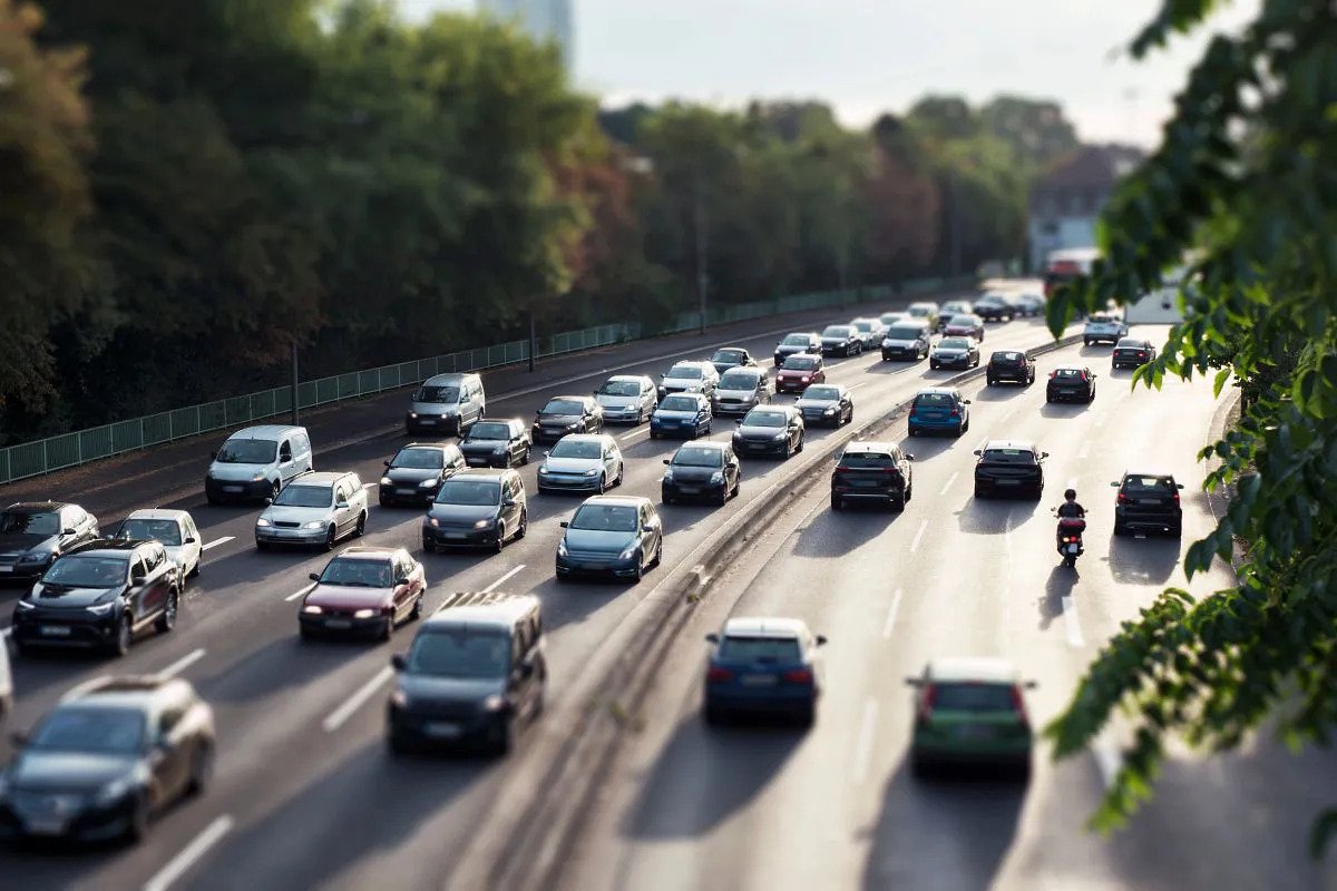 HOW SHORT TRIPS ACCELERATE ENGINE OIL DEGRADATION
