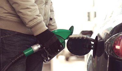 WHY SYNTHETIC OILS ARE YOUR ENGINE'S BEST DEFENSE IN WINTER